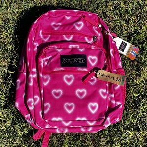 NWT JanSport Big Student Backpack |
Happy Hearts Pink with 15” laptop pocket